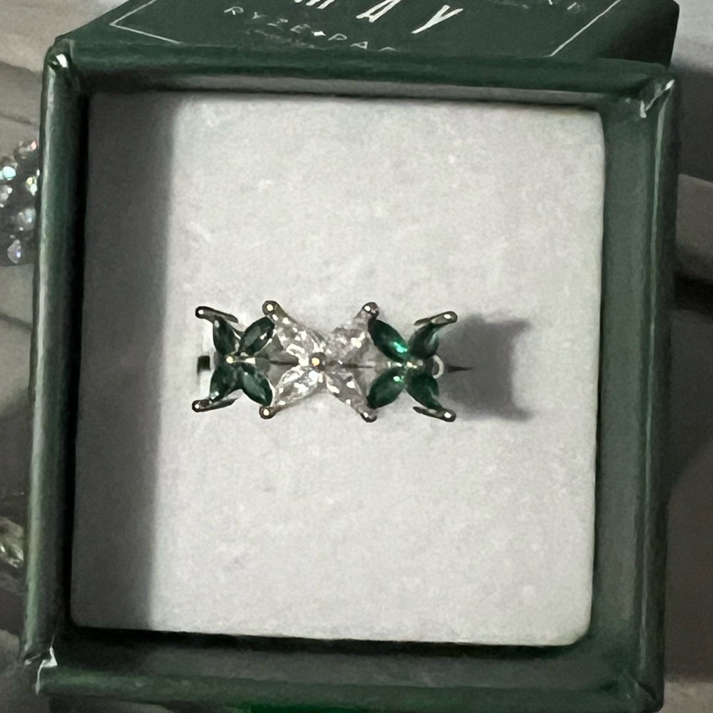 Ryze Born to Shine May Ring sz 5